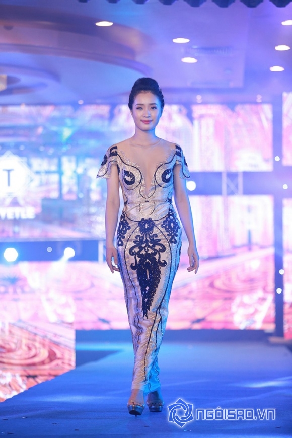 DJ Võ Hoàng Yến, Siêu mẫu Hoàng Yến, Võ Hoàng Yến, Fitness Model 2017, Hoàng Yến trình diễn thời trang