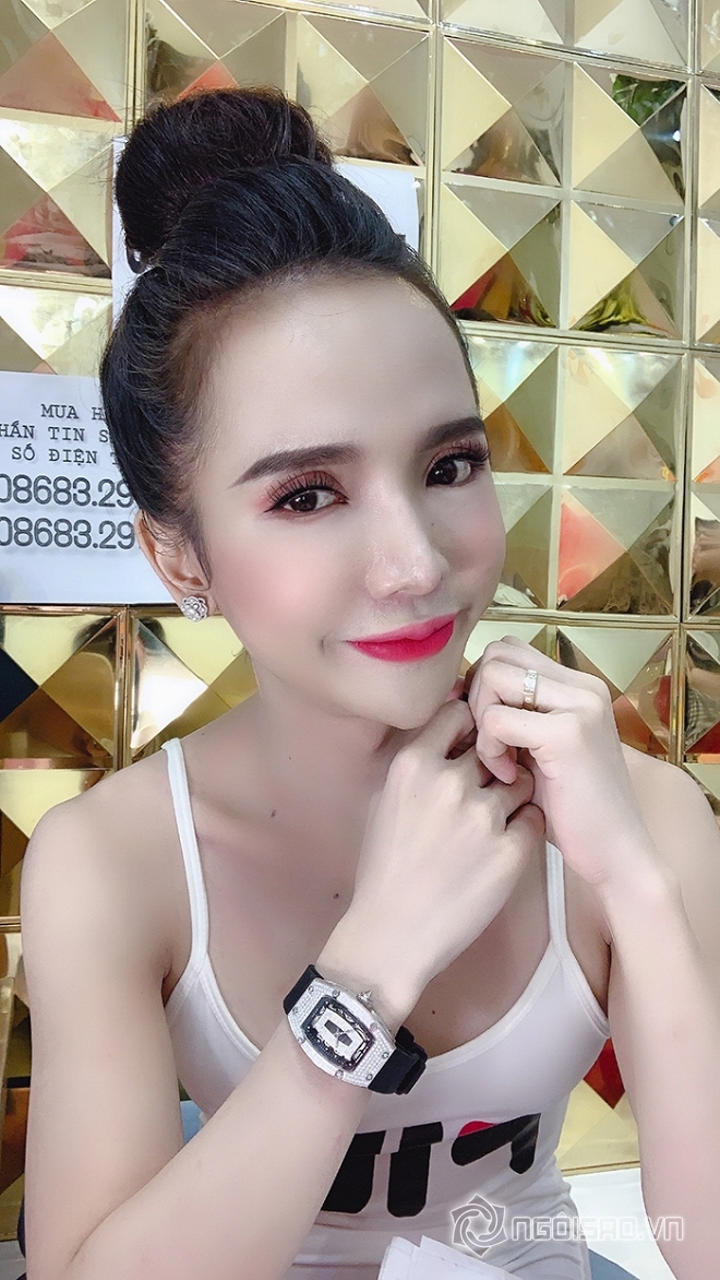 Hot girl trần đoàn,hot girl chuyển giới trần đoàn,mỹ nhân chuyển giới trần đoàn